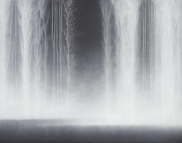 Waterfall 2009, 90.9x116.7cm